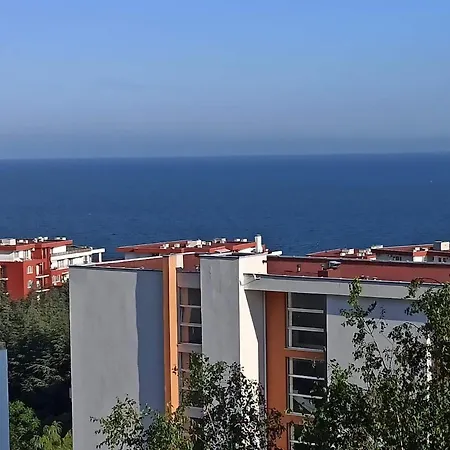 Rose An With The View At The Sea, Svieti Vlas, Bulgaria * סבטי ולאס
